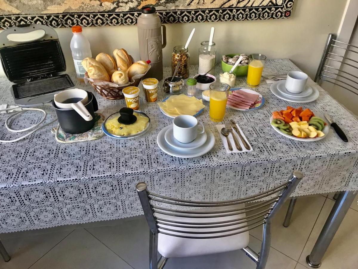 Homestay 2 - Avenida Carlos Gomes Porto Alegre Esterno foto